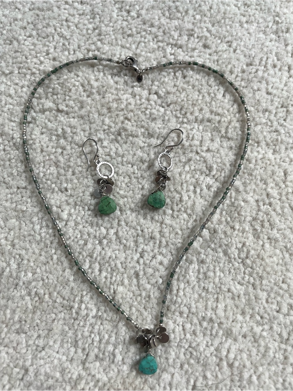 Silpada Sterling Silver 16 Inch Howlite Teardrop Necklace with Matching Earring